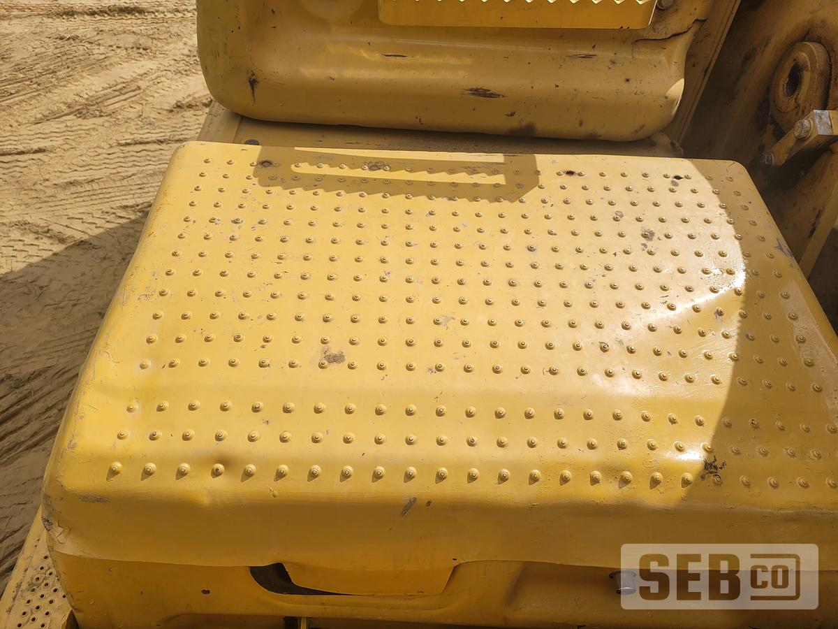 Used 2015 Caterpillar 326F