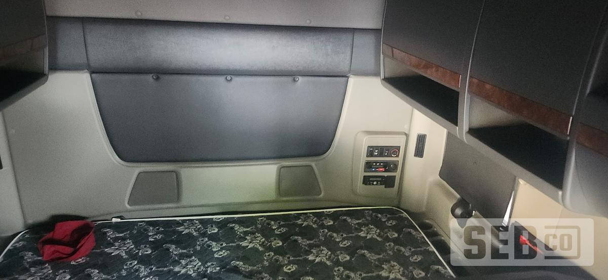 Used International LT625