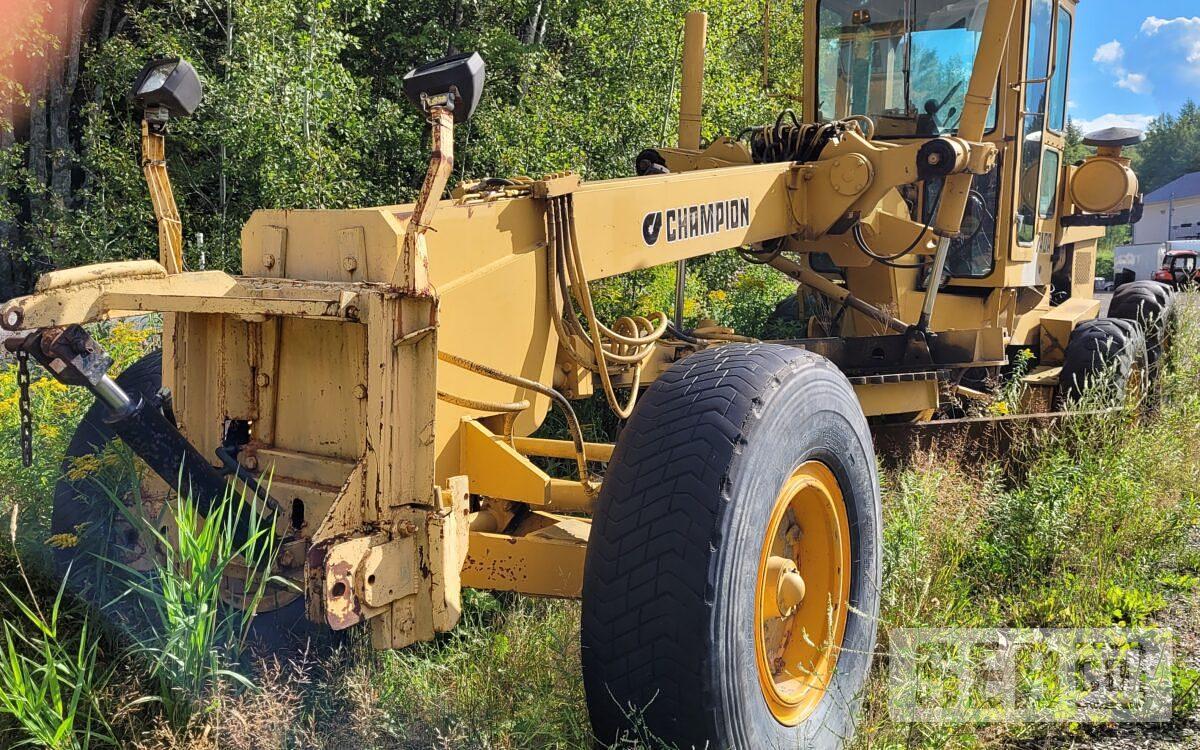 D'occasion Champion 740A 1979