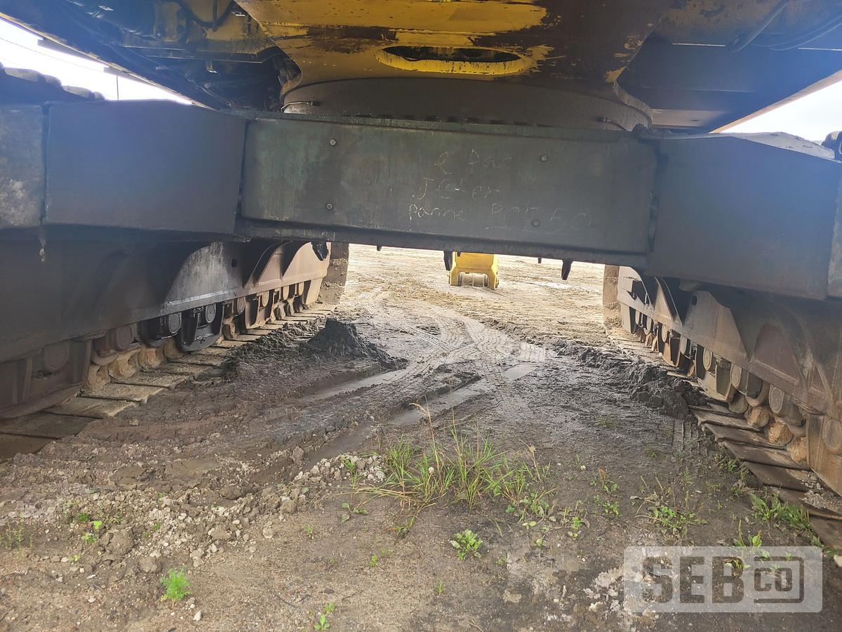 Used Komatsu PC750LC