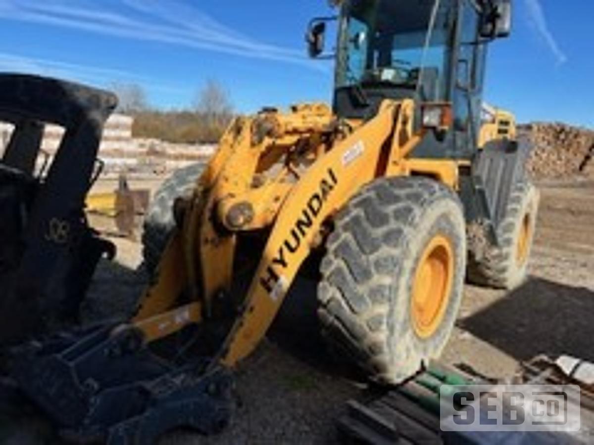 Used Hyundai HL740-9