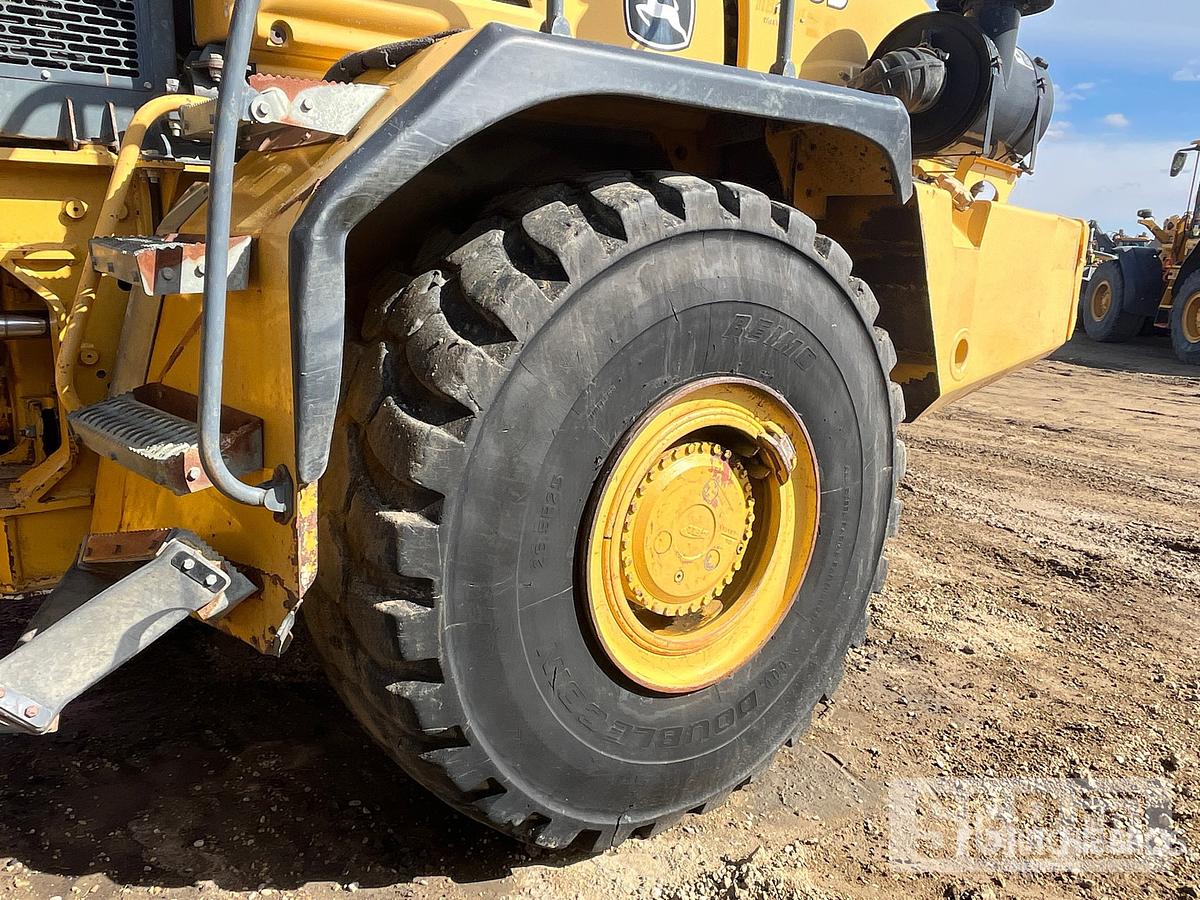 Used JOHN DEERE 350D 2006