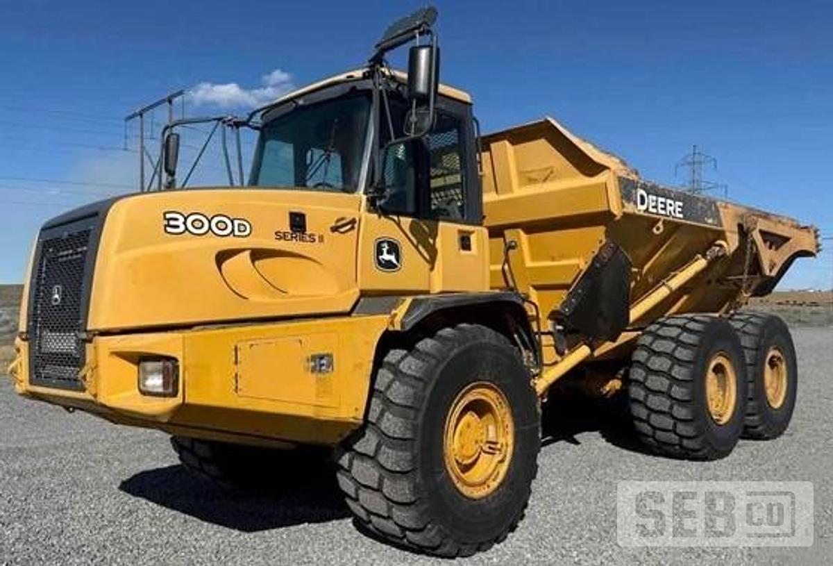 Used John Deere 300D 2013