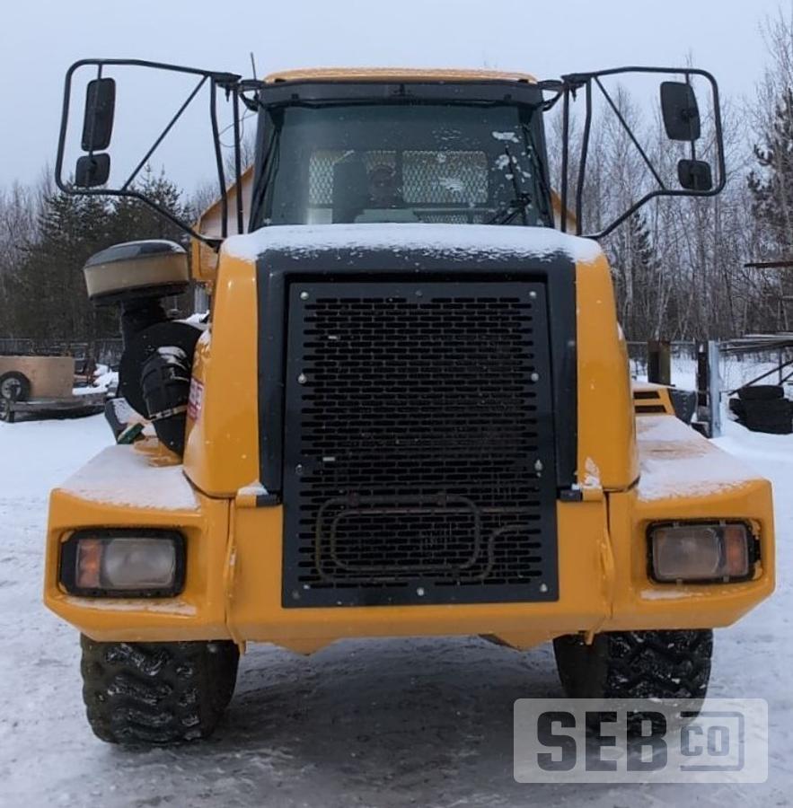 Used John Deere 300D