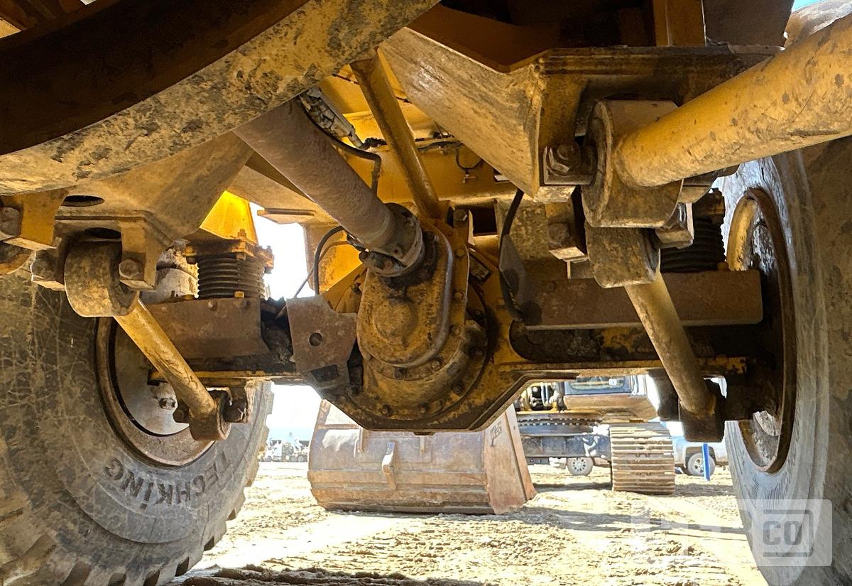 Used JOHN DEERE 350D 2006