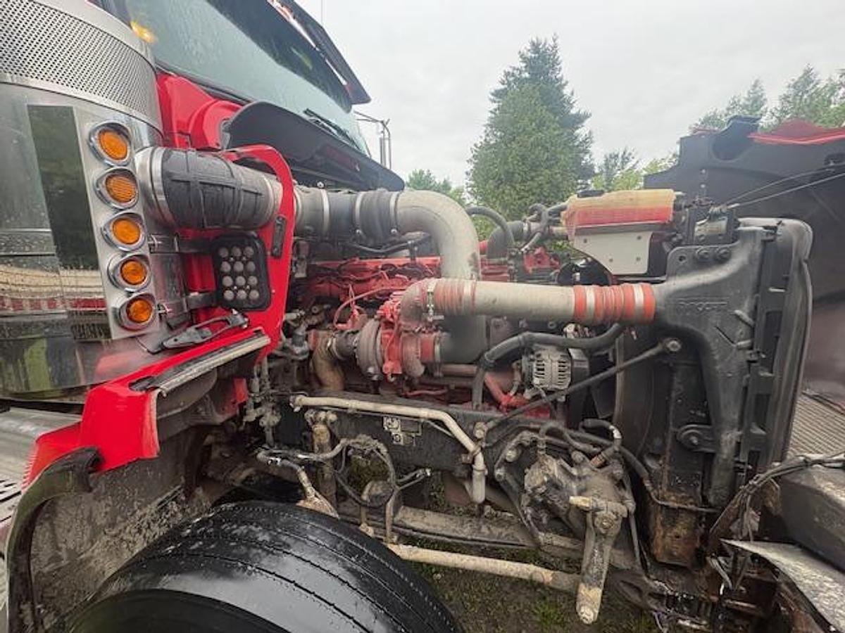 Used Kenworth T800 2016