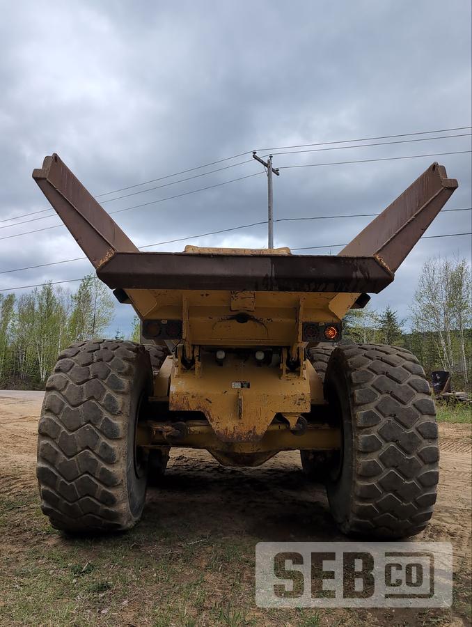 Used John Deere 400D