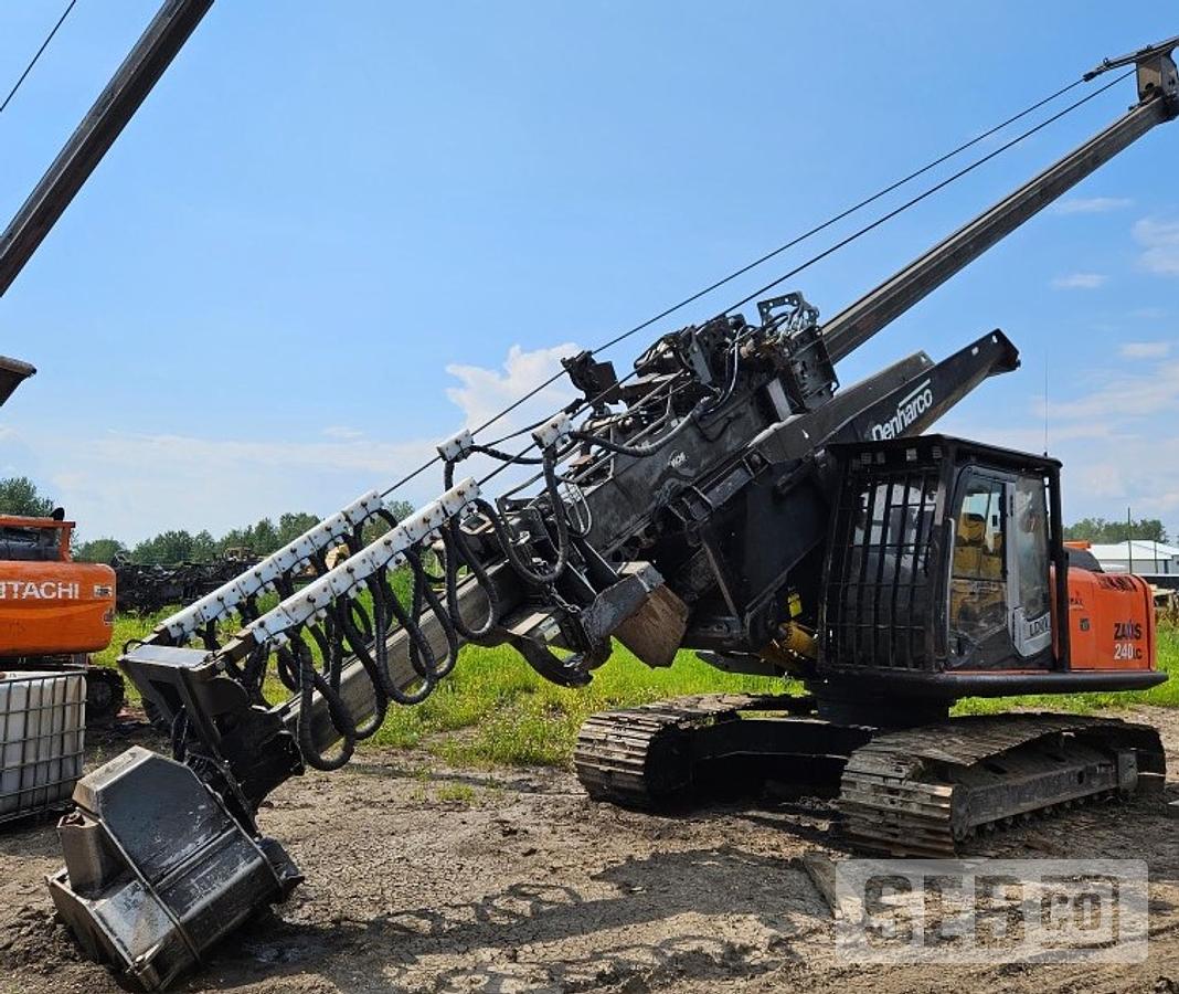 Used Hitachi ZX240LC