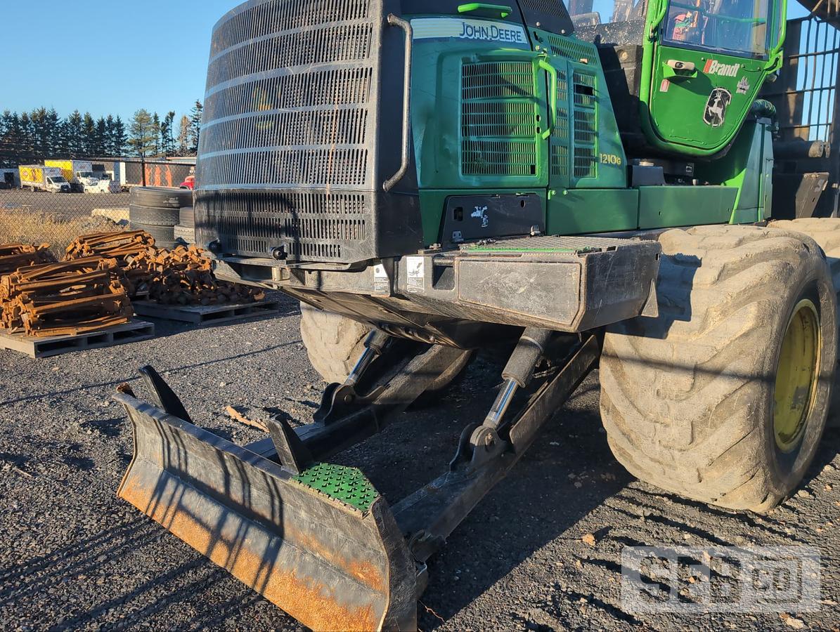 Used John Deere 1210G