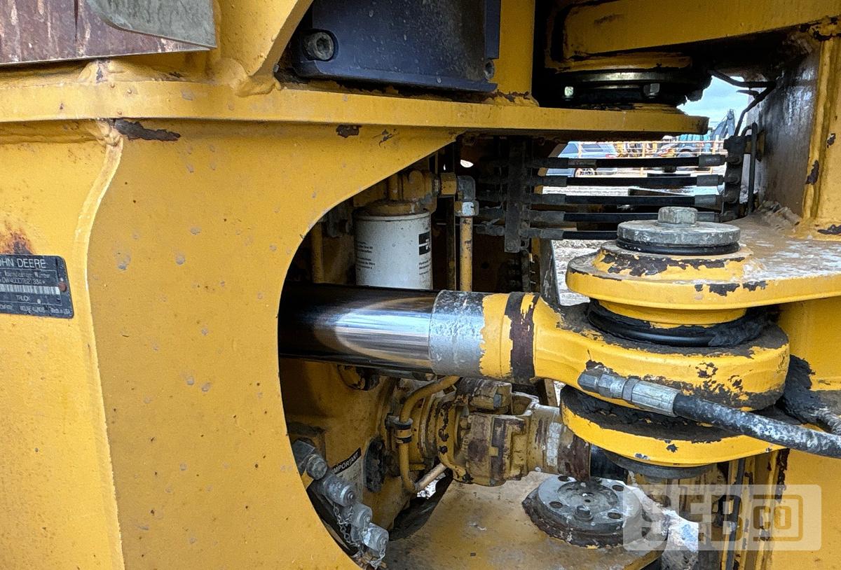 Used John Deere 400D 