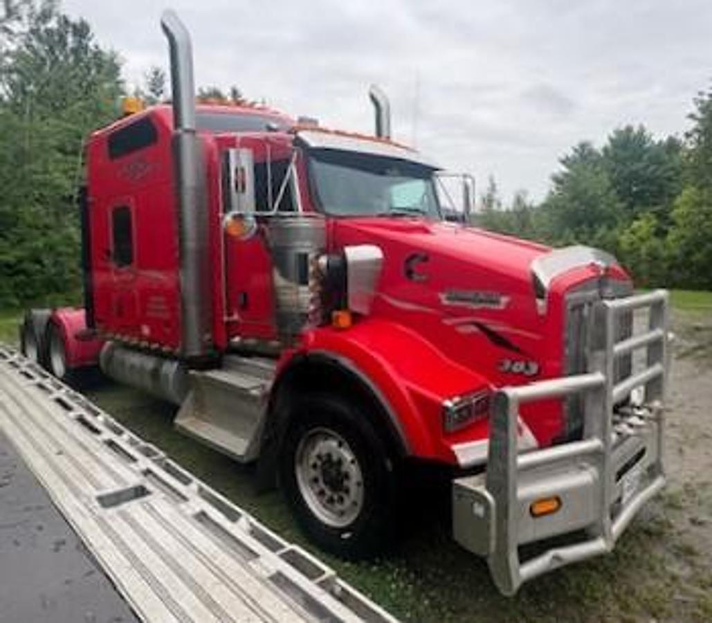 Used Kenworth T800 2016