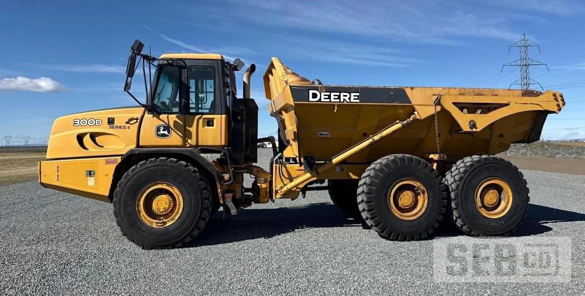 Used John Deere 300D 2013