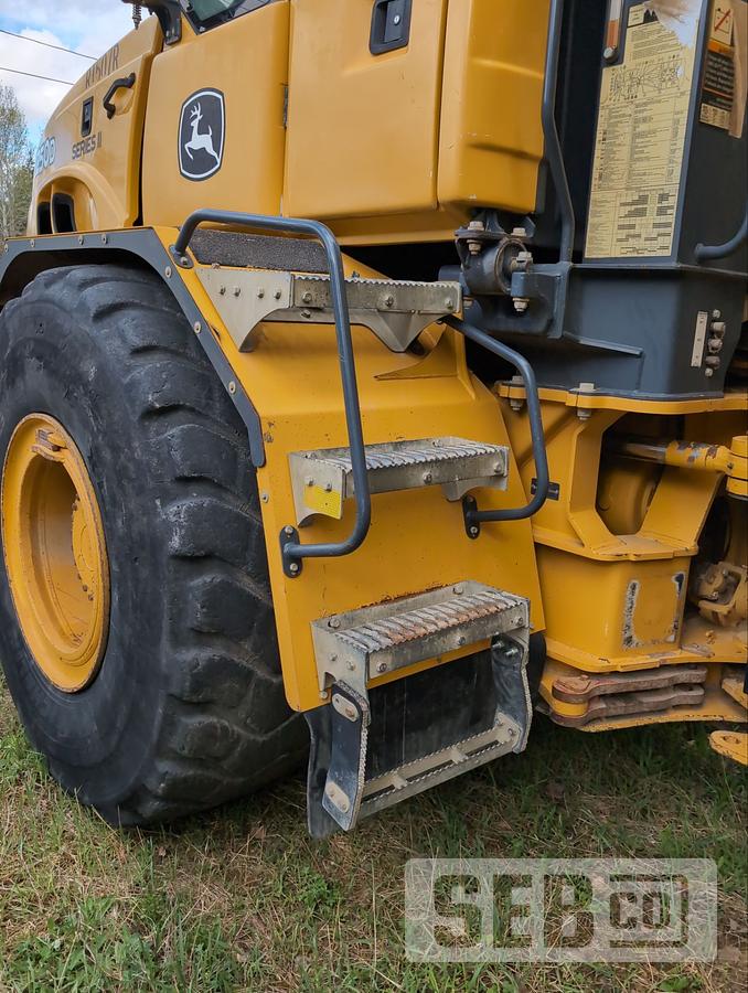 Used John Deere 250D 2015