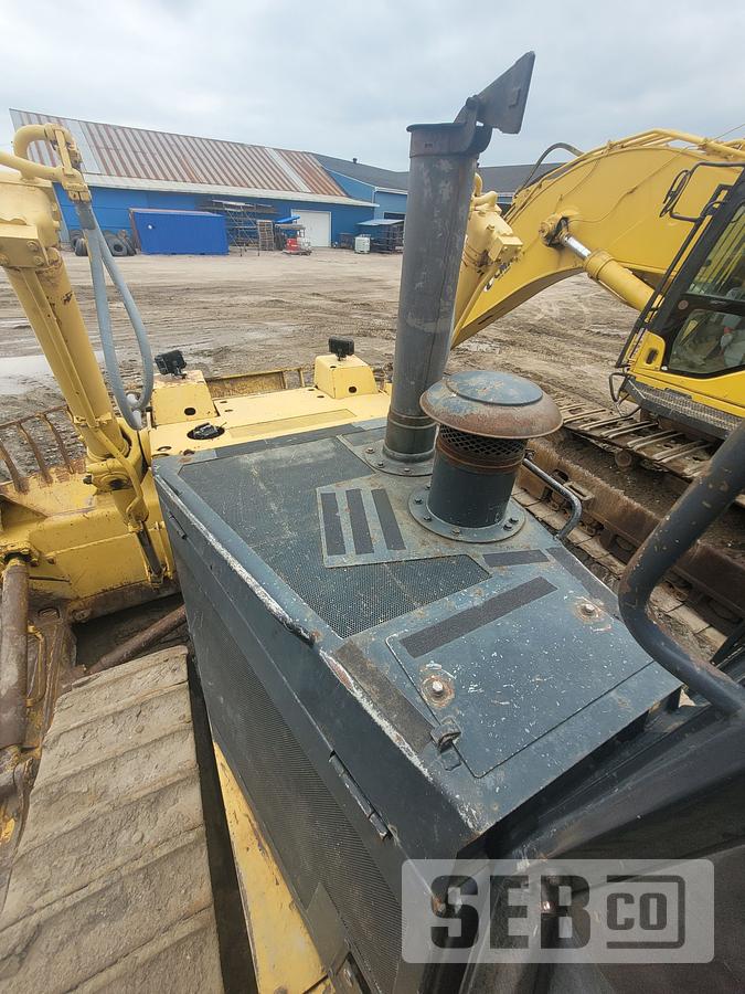 Used Komatsu D155