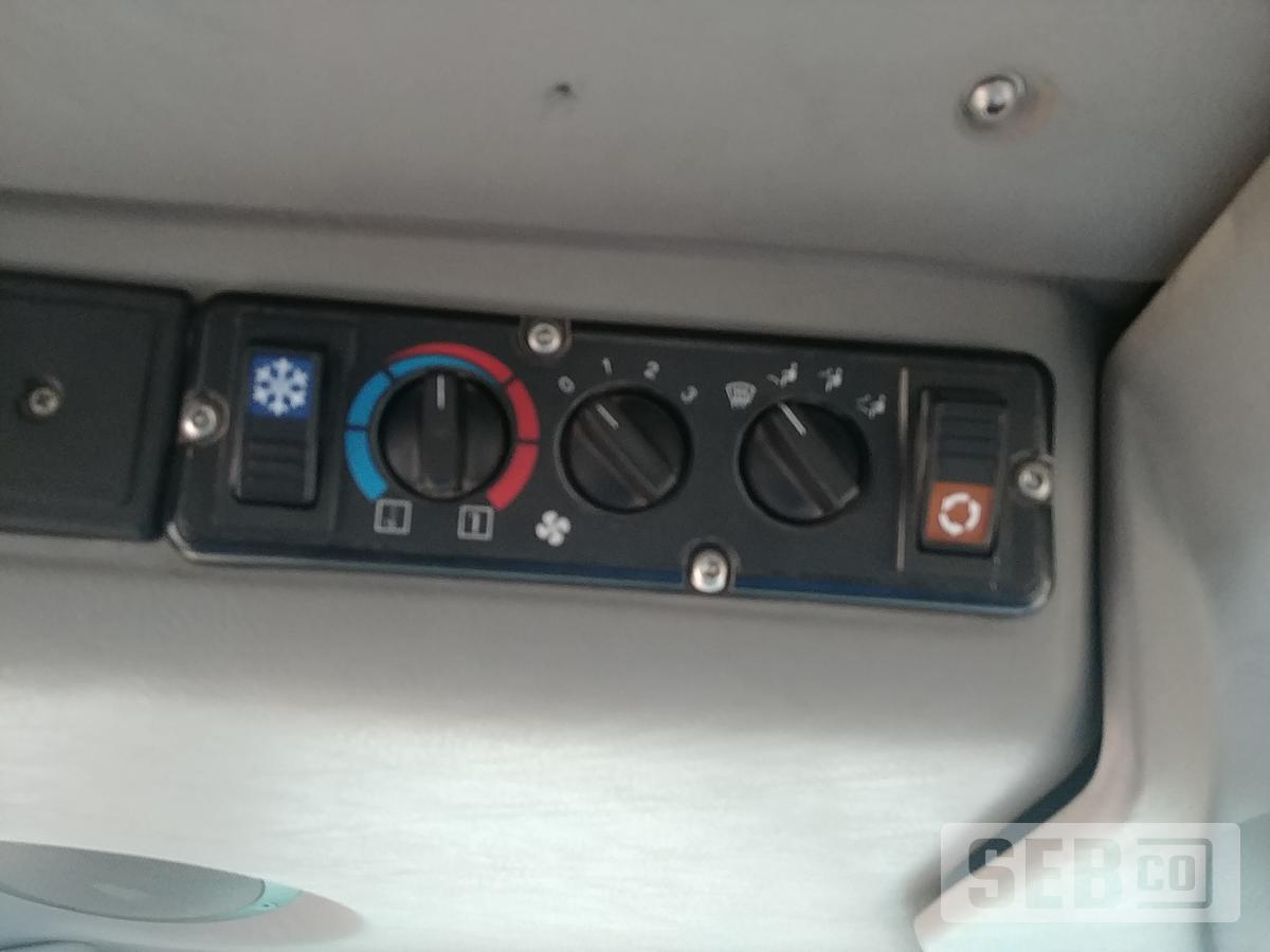 Used 2006 John Deere 350D