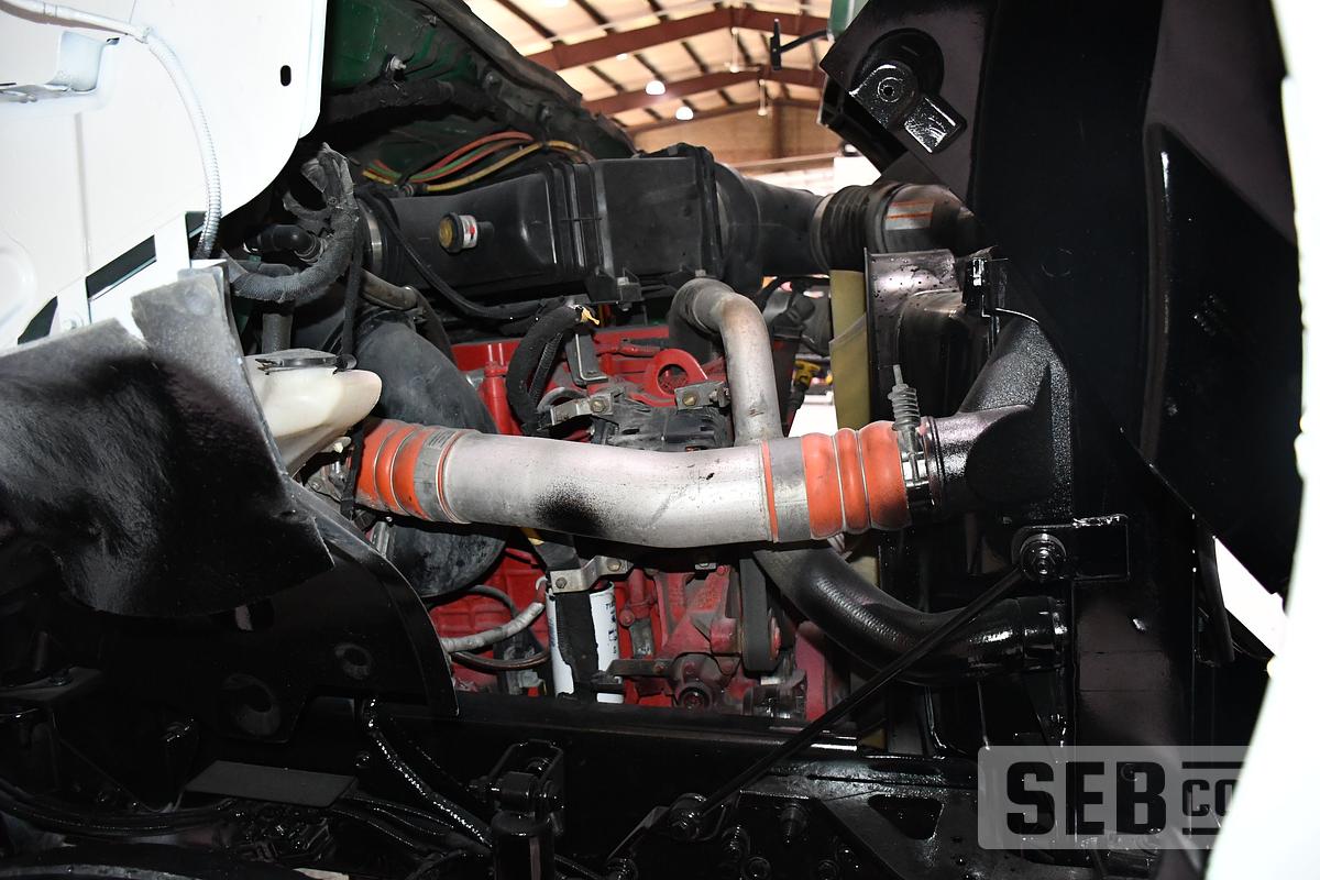 Used 2013 FORD F-750, 11' SOUTHCO FORESTRY BODY, VERSALIFT V0260REV-02