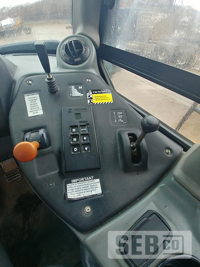 Used 2006 John Deere 350D