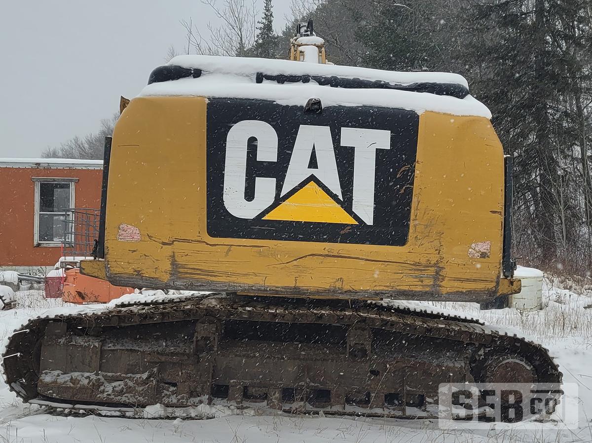 Used Caterpillar 326F