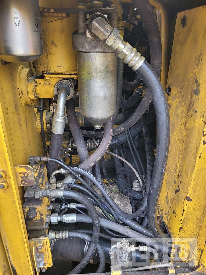 Used Komatsu PC750LC