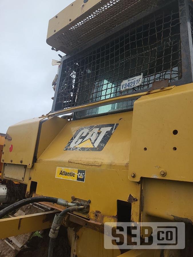 Used Caterpillar D6T