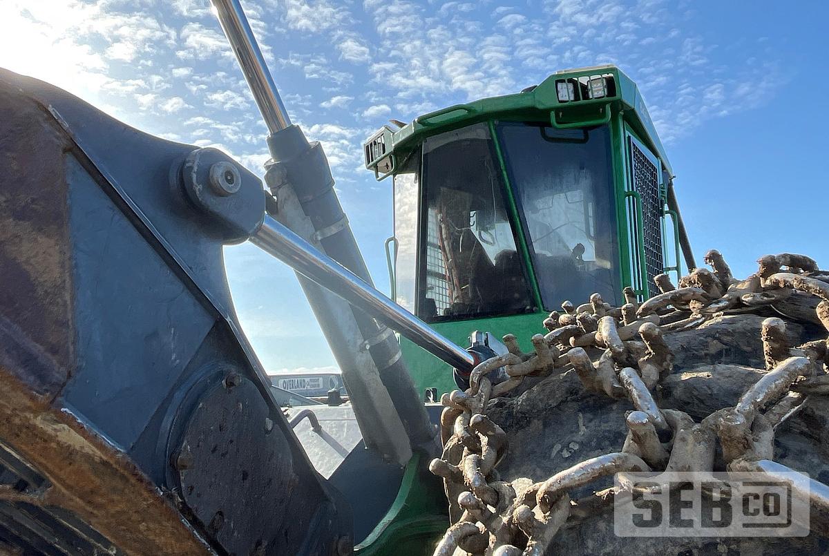 Used John Deere 848L