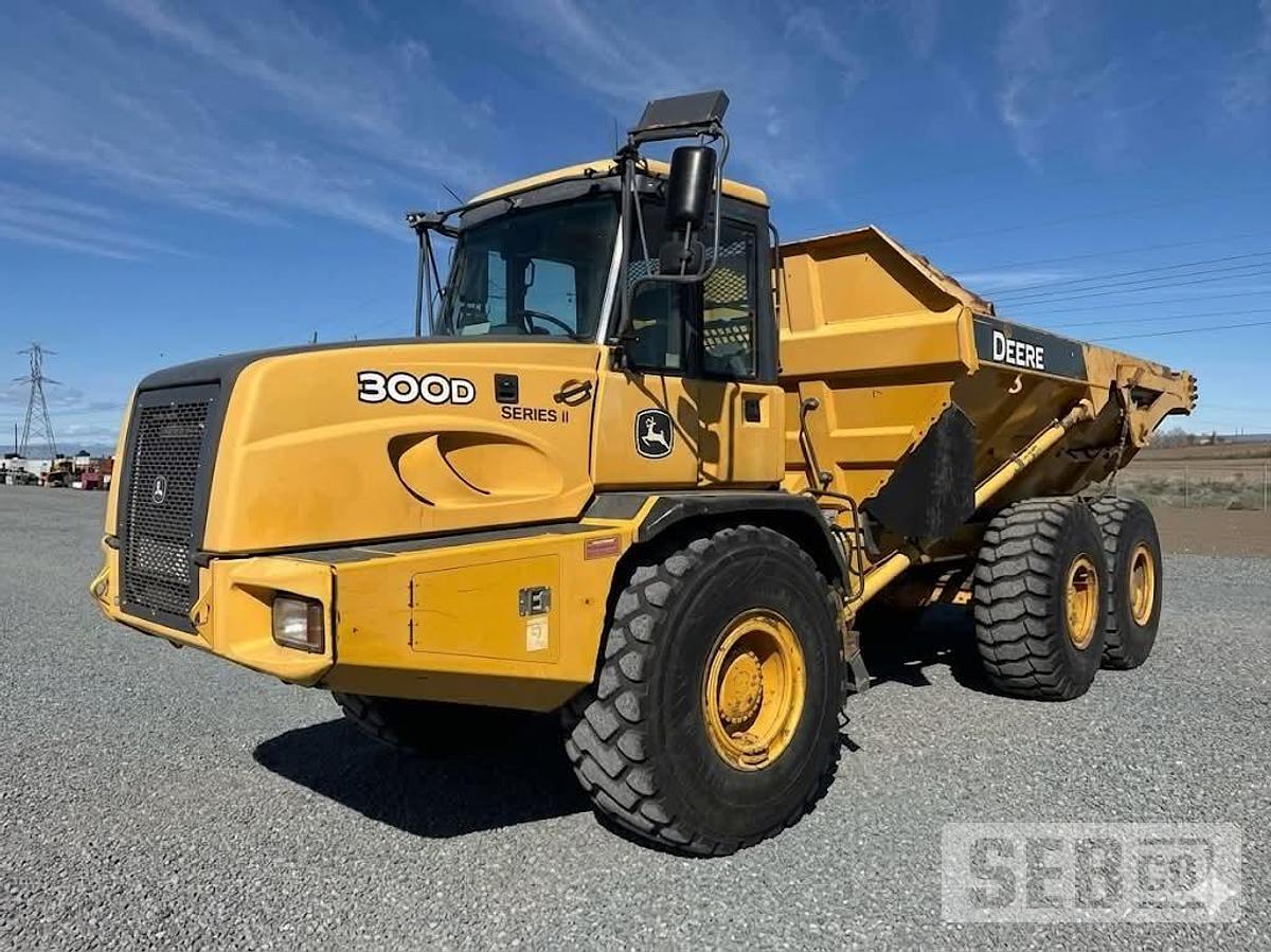 Used John Deere 300D 2013