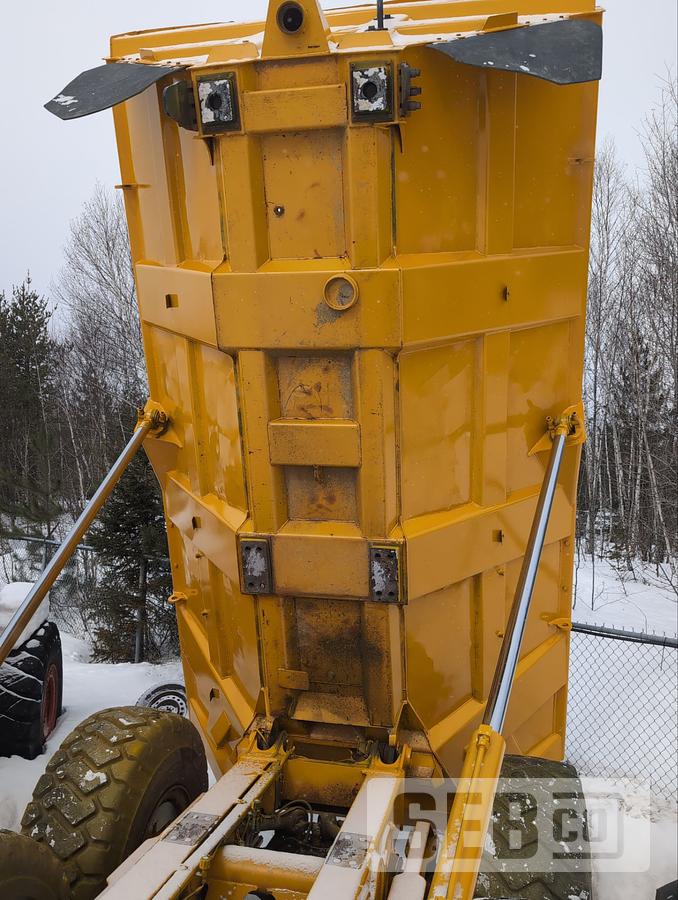 Used John Deere 300D