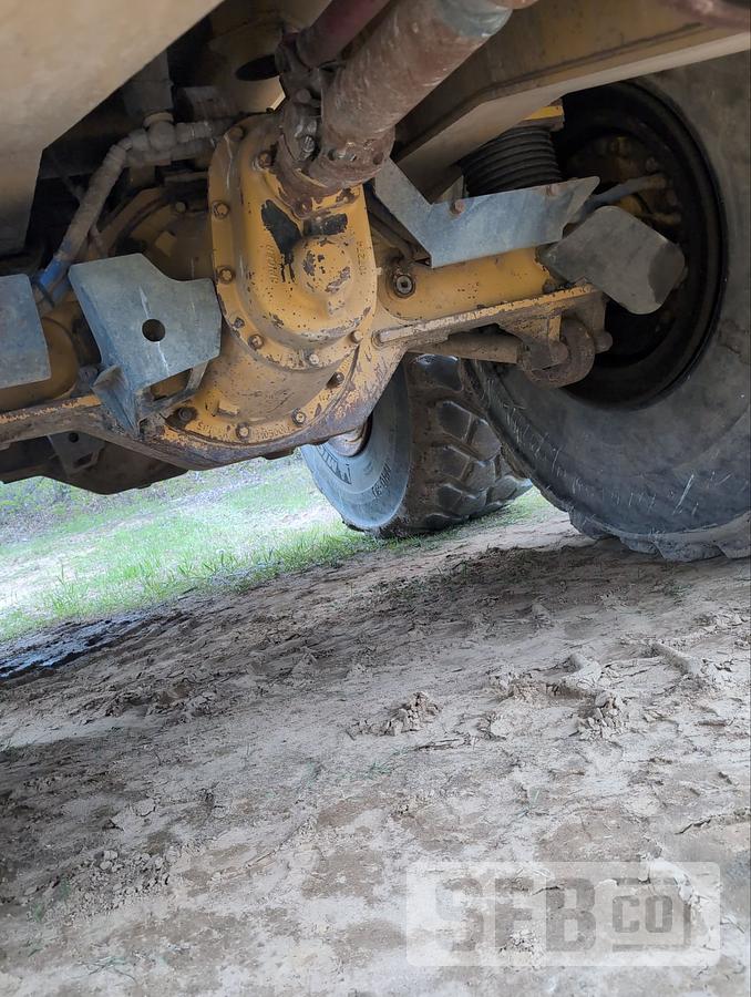 Used John Deere 400D