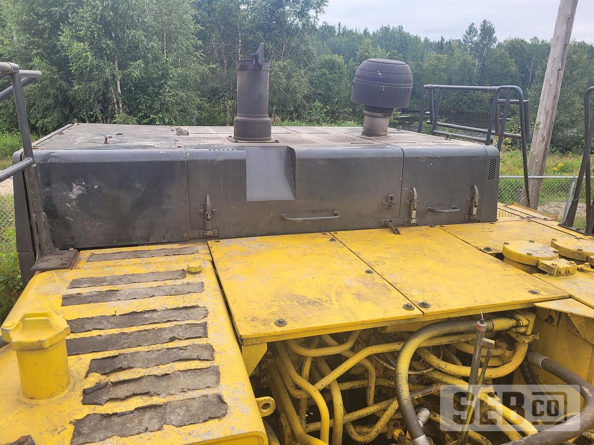 Used Komatsu PC750LC