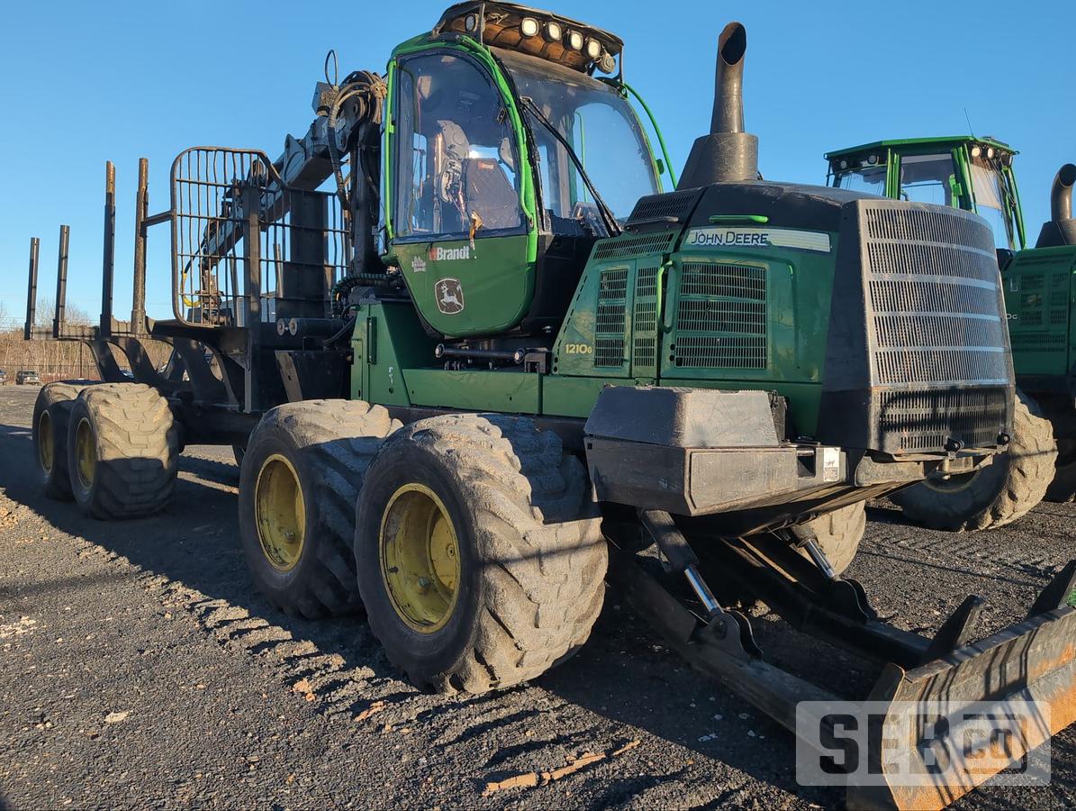 Used John Deere 1210G