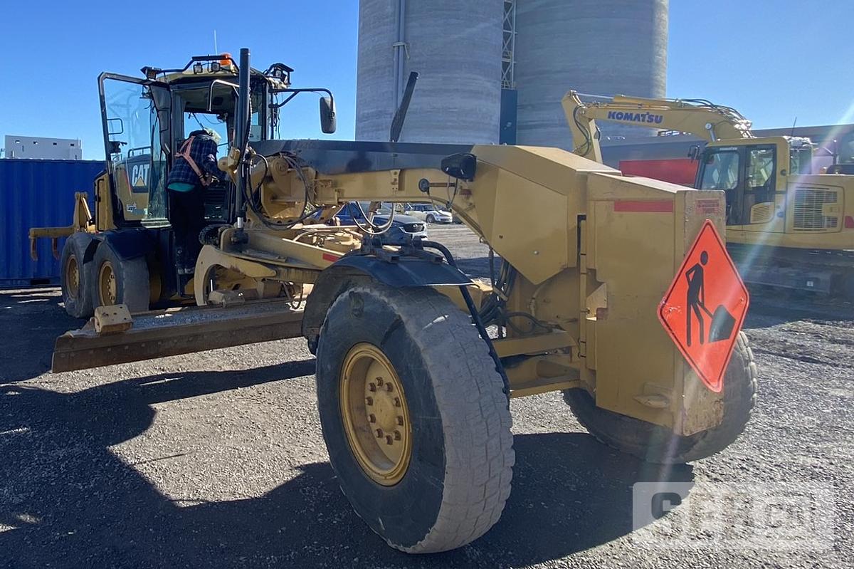 Used Caterpillar 140M 