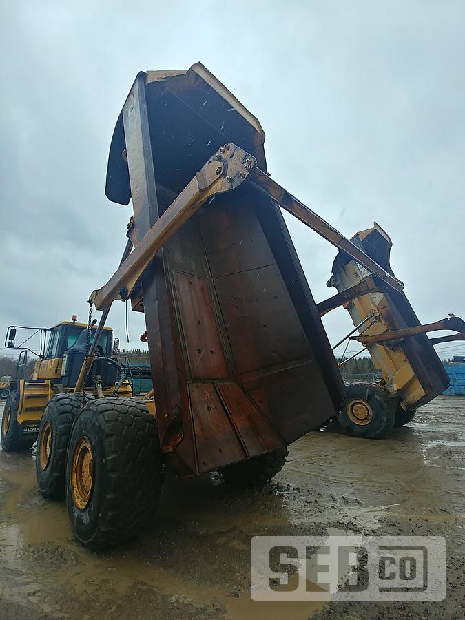 Used 2006 John Deere 350D