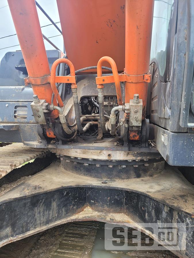 Used Hitachi ZX350