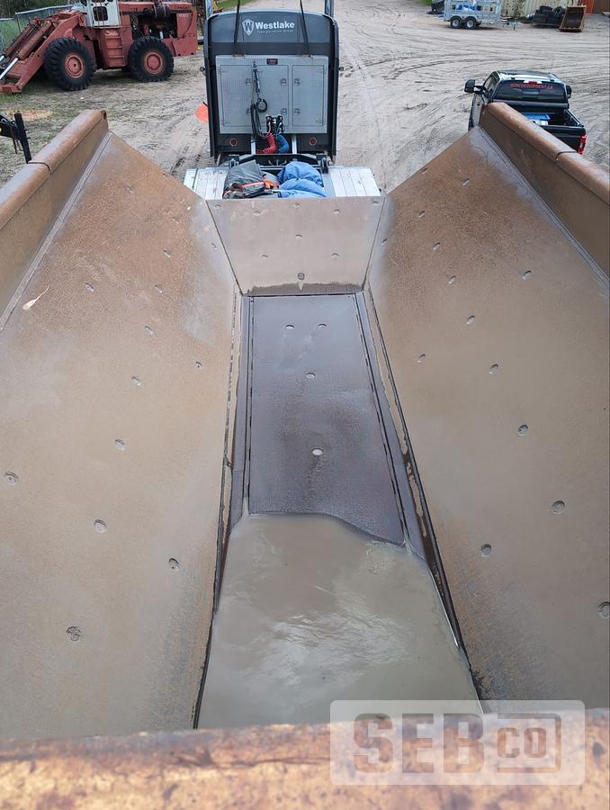 Used JOHN DEERE 350D 2006