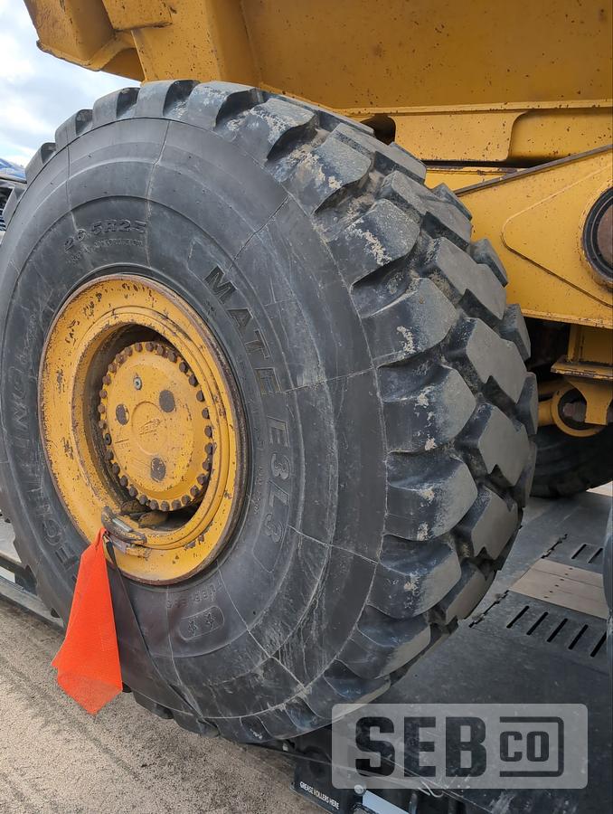 Used JOHN DEERE 350D 2006