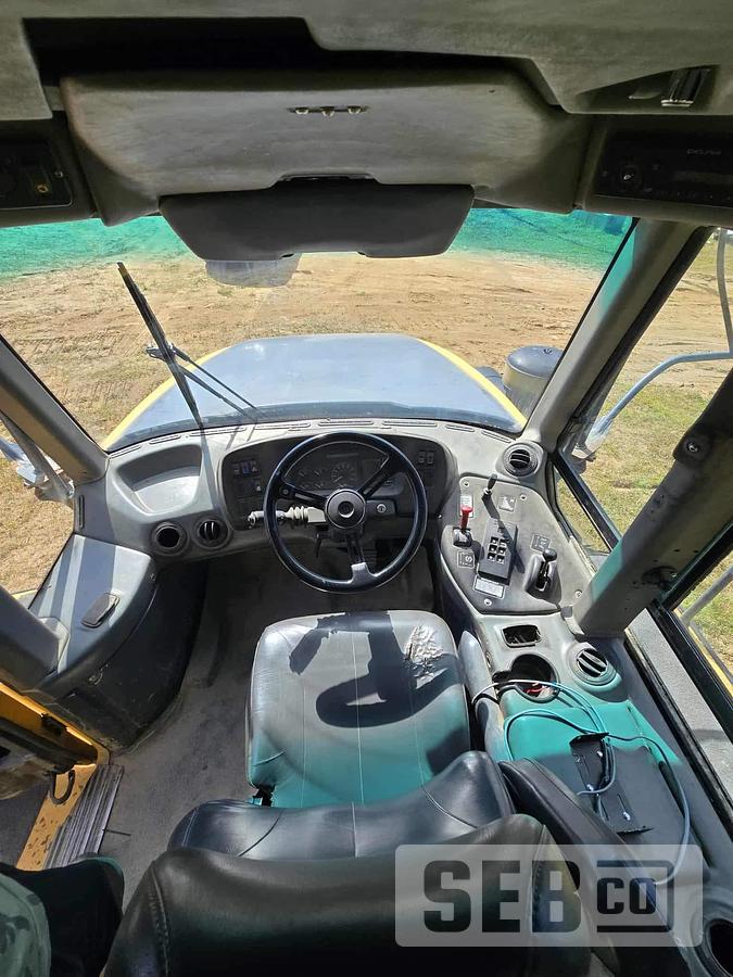 Used John Deere 350D 2004