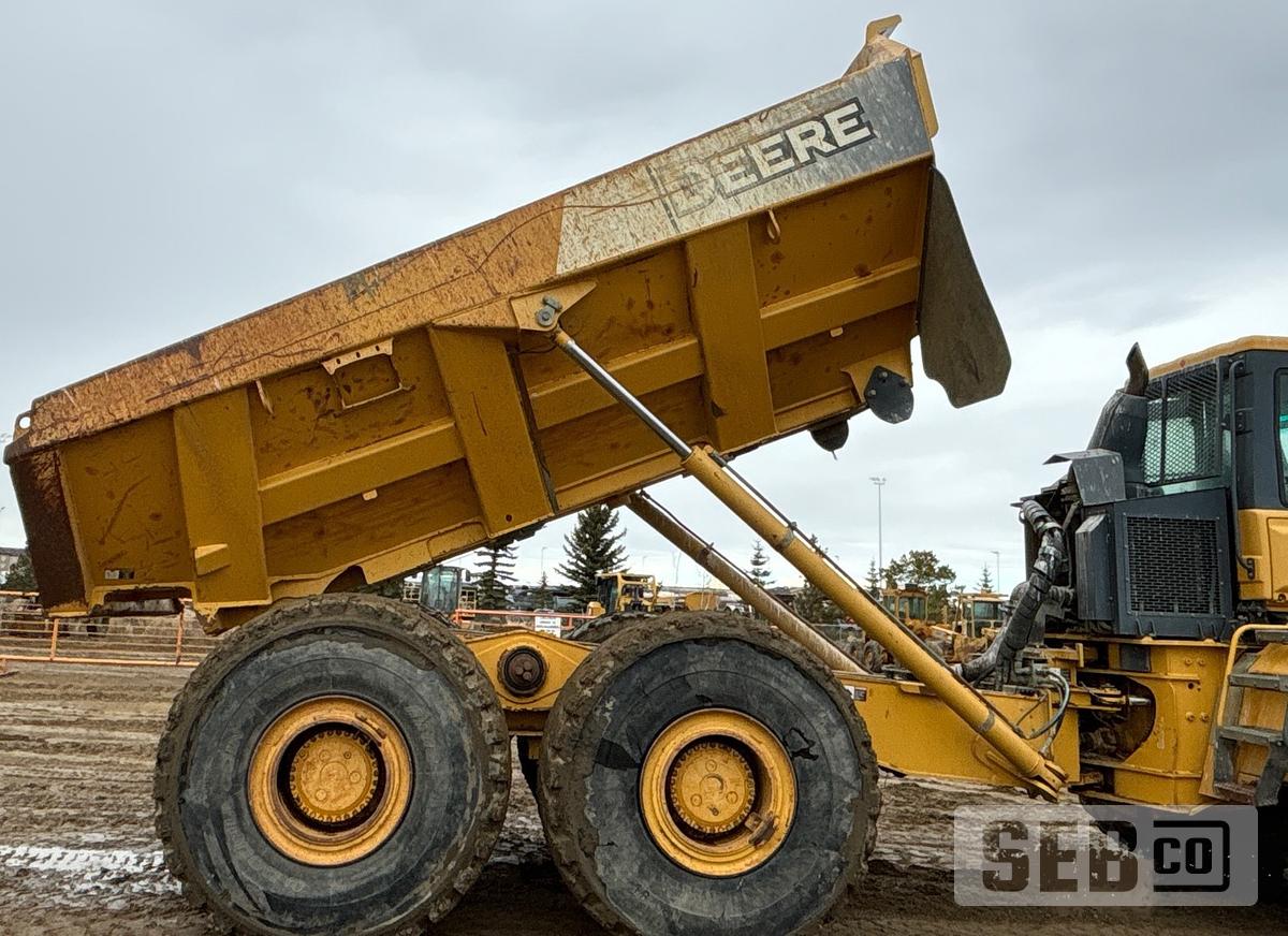 Used John Deere 400D 