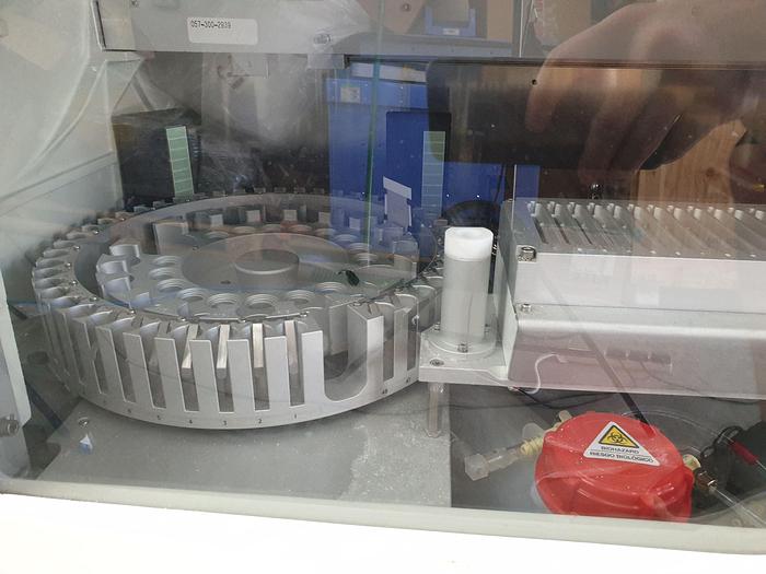 Used Diamed ID-Gelstation Plus Analyzer