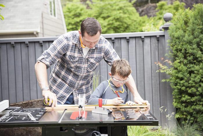 SawStop 1-3/4HP 1PH 110-120V Contractor Saw with 36" Pro T-Glide Fence System