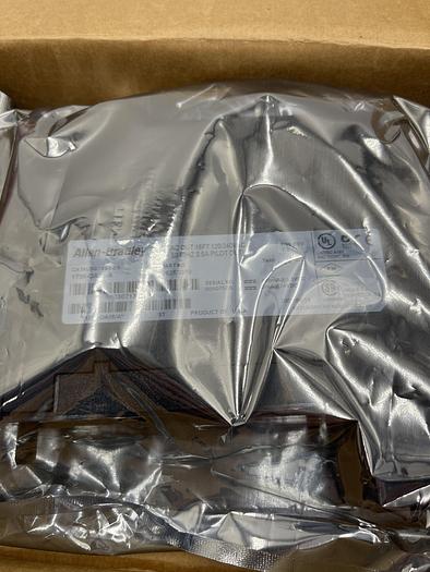 Allen-Bradley 1756-OA16/A