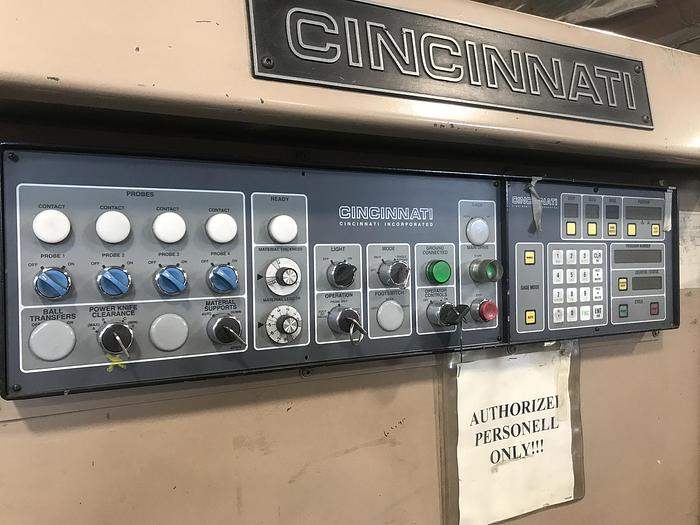 Used 1/4" x 8' Cincinnati 250-HS Hydraulic Shear