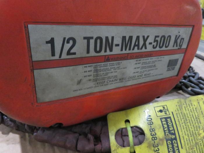 Used CM LODESTAR 1/2 TON CHAIN HOIST (hold)