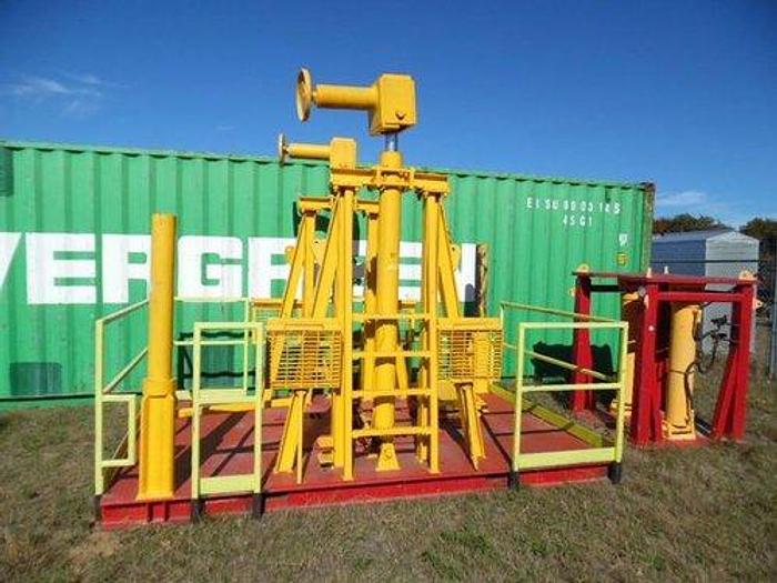 Used 2009 Casing Jacks SALE OR TRADE Casing jacks