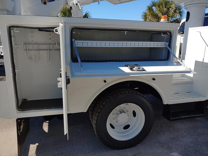 Used Altec AT40-MH 45ft Bucket Boom on 2016 Ford F550 4x4 Reg Cab Utility Truck - 05890