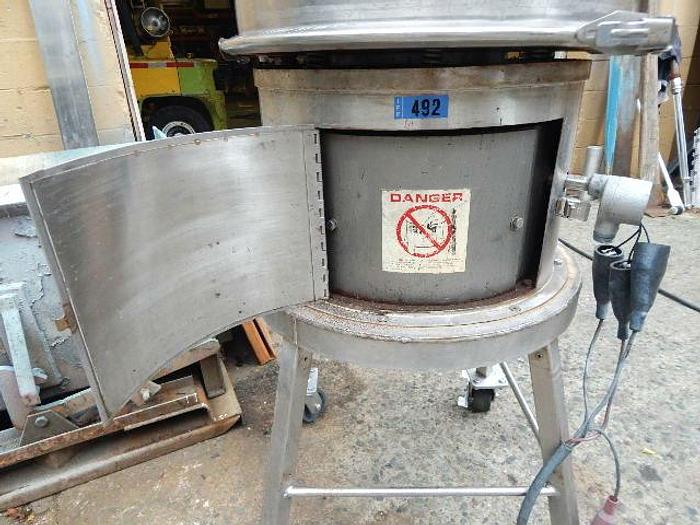 Used 24″ KASON SCREENER – 1 DECK – S/S – ON STAND WITH CASTERS (#9798)