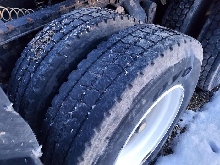 Used 1996 Ford L9000 Semi Truck ** 367k Miles **