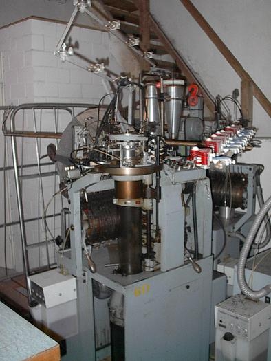 Gebraucht Rundstrickmaschine für medizinische Strümpfe LUCAS RME-MS101 E24/05"/04