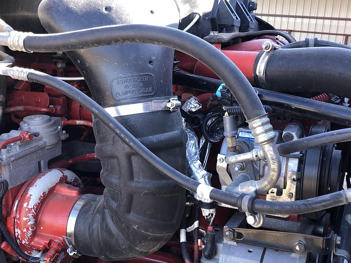 Used 2015 Freightliner Cascadia