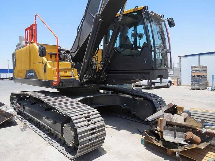 Used 2020 VOLVO EC300EL