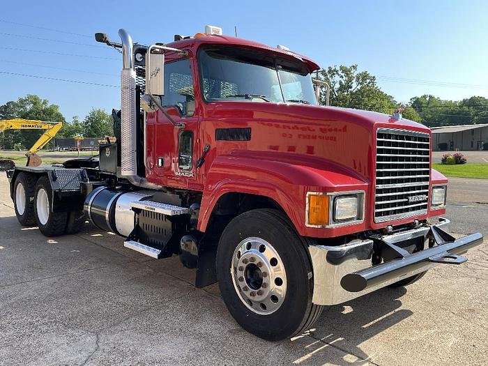 Used 2012 Mack Trucks, Incorporated CHU613